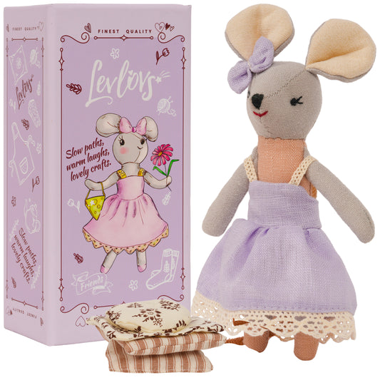 Cottage Mouse