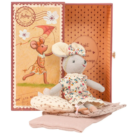 Levlovs Mouse Chloe in Stamp Holder Box with Bedding  