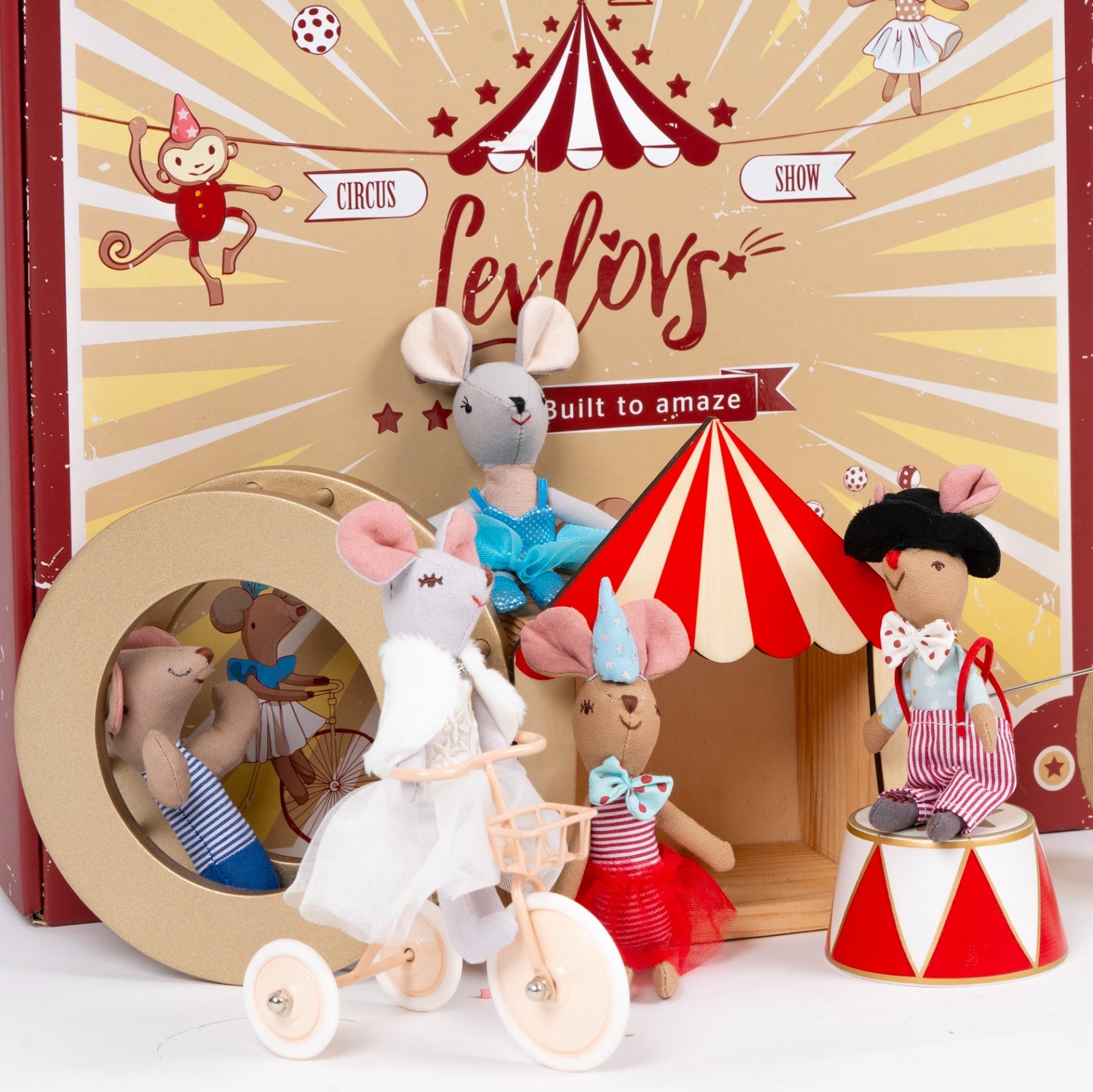 Ballerina Mouse and Friends in a Theater Box, with Magnetic Hands