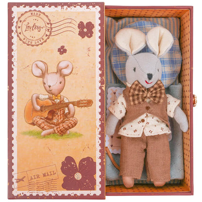 Levlovs Mouse Liam in Stamp Holder Box with Bedding